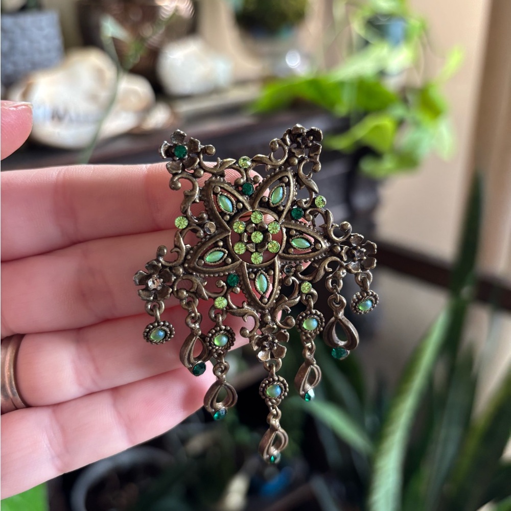Green Star & Floral Brooch w/Rhinestones (1928 Brand?)